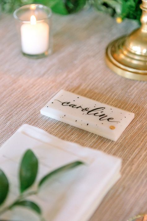 Marble Place Cards Tile Name Cards Wedding, Formal Wedding Ideas, Classic Wedding Centerpieces, Intimate Outdoor Wedding, Personalized Chocolate Bars, Ballroom Reception, Watercolor Monogram, Champagne Tower, Small Tiles