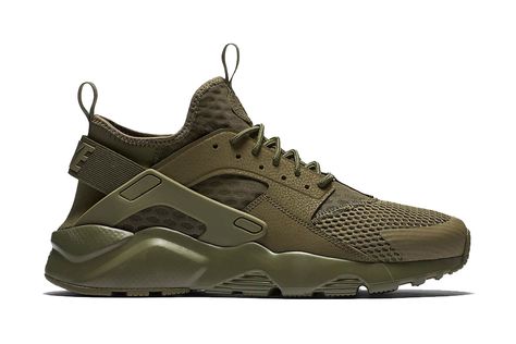 The Nike Air Huarache Run Ultra BR Channels Military Inspiration Nike Air Huarache Ultra, Huarache Run, Shoe Nike, Men's Shoe, Nike Air Huarache, Air Huarache, Womens Nike, Nike Basketball, Dream Shoes