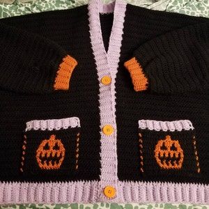 Eras Tour Crochet, Halloween Cardigan, Crochet Pattern Halloween, Crochet Tutorial Pattern, Fall Crochet, Crochet Halloween, Kawaii Crochet, Halloween Crochet, Crochet Squares