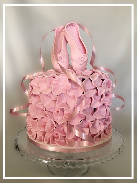 Ballerina cake Ballet Cakes Birthday, Ballerina Cakes For Girls Birthday, Ballerina Doll Cake, Pink Ballerina Cake, Ballerina Cake Ideas Simple, Ballet Birthday Cakes, Balerina Cake For Girl, Ballerina Theme, Ballet Cakes