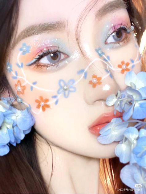 Make Up Fantasi Flora, Flower Make Up, Makeup Karakter, Concert Hairstyles, Barbie Bridal, Kids Face Paint, Glasses Makeup, Get Glam, Make Up Inspo