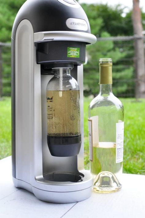 Saturday Sips: Turn Wine Into Bubbly With This Kitchen Hack | MomTrends Sodastream Hack, Soda Stream Recipes, Soda Syrup, Shopping Addict, Cocktail Chic, Kitchen Hack, Homemade Soda, Want And Need, Liquid Courage