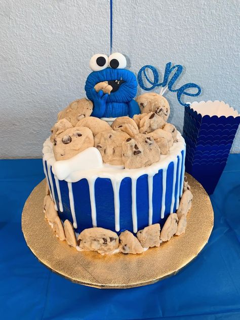 Cookie Monster Baby Shower Cake, Pink Cookie Monster, Baby Cookie Monster, Monster Baby Showers, Baby Cookie, Cookie Monster Cake, Cookie Monster Birthday, Cookies Theme, Monster Cake