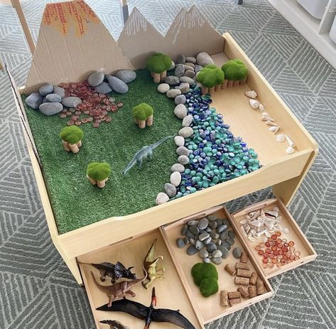 Sensory Play Dinosaurs, Small World Play Ideas, Small Kids Playroom, Whimsical Playroom, Play For Preschoolers, Dinosaur Small World, Kids Playroom Decor, Small Kids, Playroom Ideas