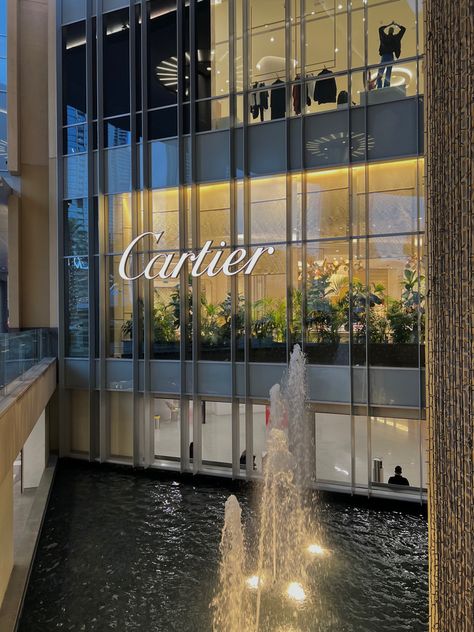 Cartier Aesthetic, Expensive Brands, Luxe Aesthetic, Wedding Drawing, Dubai Aesthetic, Fashion Vibes, Dubai Luxury, Luxury Lifestyle Dreams, Luxe Life