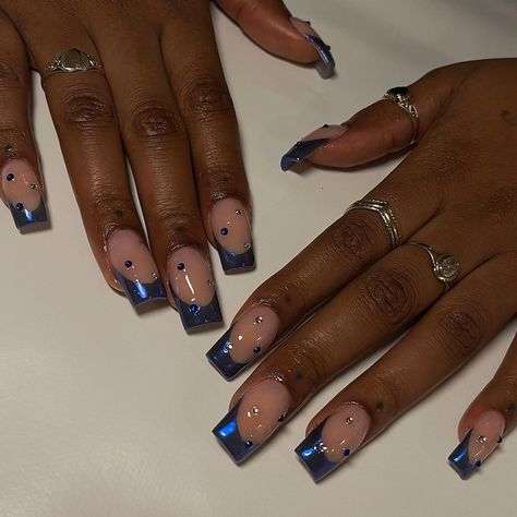 Acrylics Blue, Raw Nails, Blue Chrome, London Nails, Stylish Art, Long Acrylic, Nailed It, Rhinestone Nails, Long Acrylic Nails