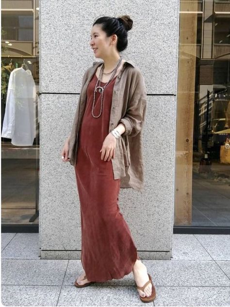 Japanese Minimalist Fashion, Casual Work Outfits Women, Maxi Outfits, Mum Fashion, Iranian Women Fashion, Boho Fashion Summer, Cami Maxi Dress, Elegant Blouse Designs, Everyday Fashion Outfits