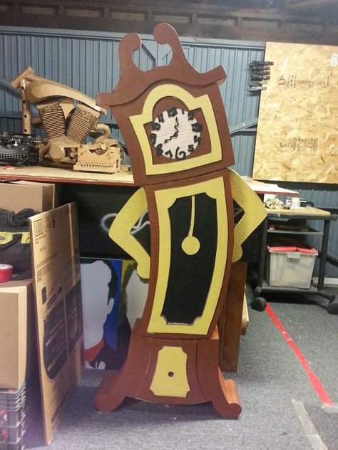 Grandfather Clock Costume Diy, Cardboard Grandfather Clock, Cardboard Clock, 3d Theme, Cardboard Props, Clock Craft, Big Clock, Hickory Dickory, Card Board