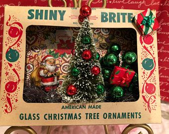 Handmade Presents, Vintage Glass Ornaments, Christmas Diorama, Snowman Door, Santa Tree, Christmas Shadow Boxes, Shiny Brite Ornaments, Ornament Box, Glass Christmas Tree Ornaments