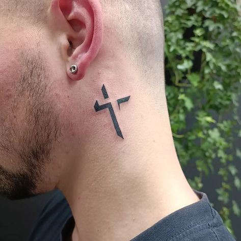 Cross On Neck Tattoo, Cross Tattoo Placement, Cross Tattoo Ideas For Men, Cross Neck Tattoo, Cross Tattoo Designs For Men, Cross Tattoo Neck, Men Of Faith, Designs Y2k, Crucifix Tattoo