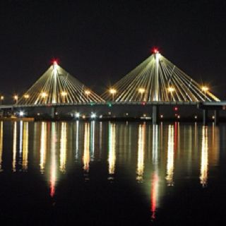 The Alton bridge. How beautiful Bridge Ideas, Alton Illinois, Usa Pride, Saved By Grace, How Beautiful, United States Of America, Illinois, Sydney Opera House, Bridge