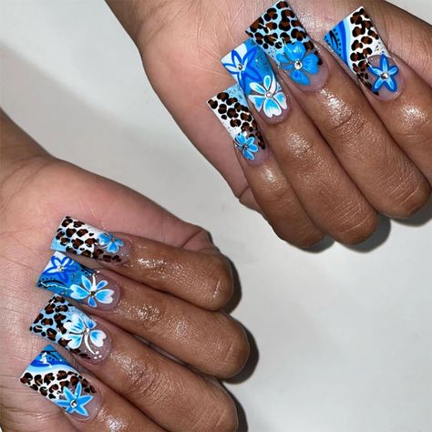 Nails With Leopard Print, Fake Nails Summer, Blue Fake Nails, Blue Press On Nails, Nails Bling, Starfish Design, Long Nail Art, Duck Blue, Retro Nails