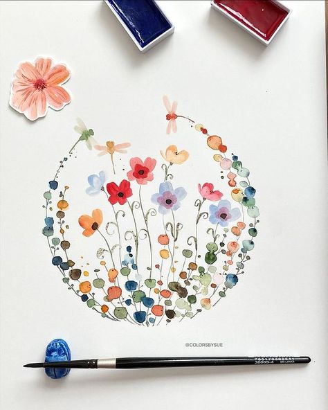 Flowers in circle. Have a great weekend everyone. This one I painted with Gansai Tambi watercolor by @kuretakejapan… | Instagram Watercolor Floral Wreath Tutorial, Doodle Watercolor Flowers, Watercolor Doodles Flowers, Whimsical Watercolor Art, Flowers In Circle, Watercolor Wreath Floral, Watercolour Circles, Minimal Tattoo Designs, Learn Watercolor Painting