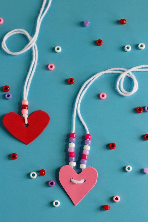 Kindergarten Valentines, February Crafts, Easy Valentine Crafts, Valentinstag Party, Class Valentines, Valentine's Day Crafts For Kids, Preschool Valentines, Valentine Activities, Valentine Crafts For Kids