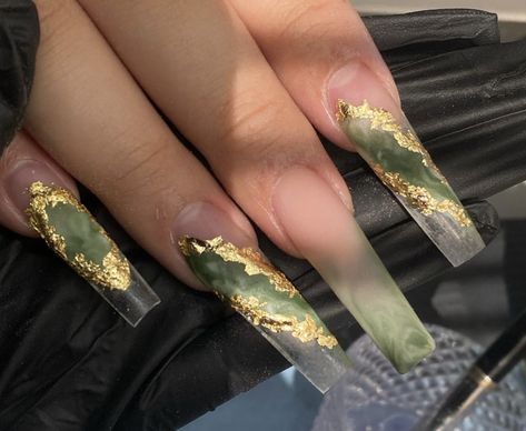 Money Green Nails Designs, Enchanted Forest Nails Green, 27th Birthday Nails, Green Gold Acrylic Nails, Acrilyc Nails Ideas French Tip, Army Green Acrylic Nails, Green French Tip With Gold, Green Acrilyc Nails, Green And Gold Acrylic Nails