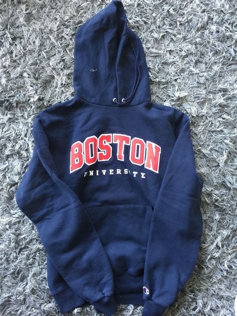 Champion Hoodie Mens, Teenage Outfits, Boston University, Trendy Hoodies, College Hoodies, Cute Lazy Outfits, Lazy Outfits, Champion Reverse Weave, Sweatshirt Outfit