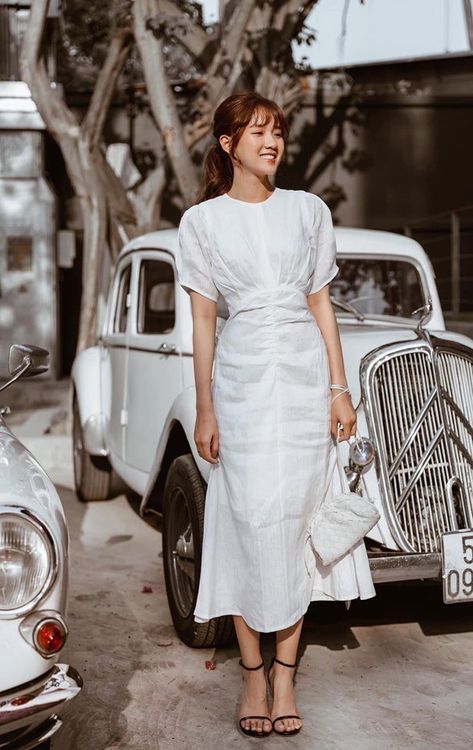 Linen Style Fashion, Stylish Short Dresses, Modest Dresses Casual, Linen Fashion, Modest Fashion Outfits, Street Style Inspiration, 가을 패션, Looks Vintage, Classy Dress