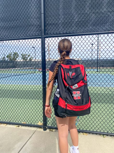 Tennis Tournament Aesthetic, Tennis Team Aesthetic, Aesthetic Tennis Pictures, Highschool Tennis Aesthetic, Tennis Motivation, Romanticizing Tennis, 2024 Era, Tennis Camp, Tennis Fits