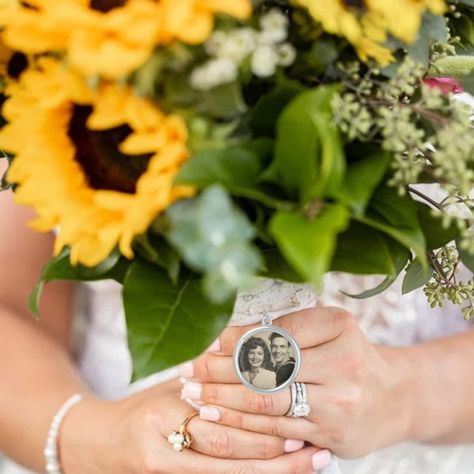 Memory Remembrance Bouquet Charm Wedding  Silver Plated Necklace Missing A Parent, Memory Wedding, Keepsake Necklace, Gift Ideas Christmas, Wedding Silver, Elegant Bouquet, Bouquet Charms, Wedding Plates, Silver Plated Necklace