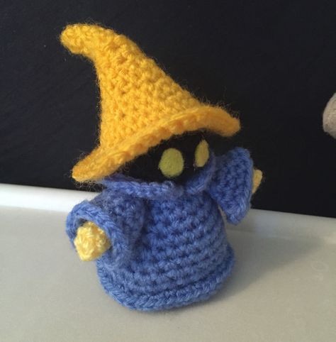 Crochet Amigurumi Final Fantasy Black Mage . Pattern by JanaGeek on Etsy Crochet Final Fantasy Pattern, Final Fantasy Crochet Pattern, Final Fantasy Amigurumi, Black Crochet Amigurumi, Final Fantasy Crochet Pattern Free, Elden Ring Crochet, Final Fantasy Crochet, Final Fantasy Black Mage, Geeky Crochet Patterns