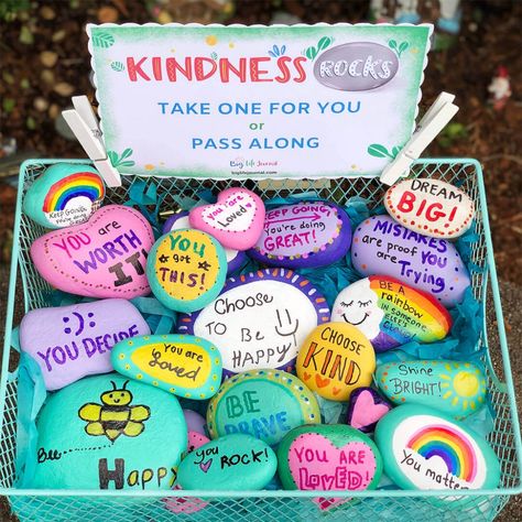 Rocks Of Kindness, Painting Kindness Rocks, Stamp Craft Ideas, Rock Painting Activity, Rock Painting Kindness, Jr Kindergarten Activities, Positive Affirmation Rocks, Kindness Quotes For School, Kindness Lesson Plans Elementary