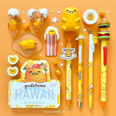 Asian Eggs, Kawaii Glasses, Yellow Stationery, School Bag Essentials, Cute School Stationary, Kawaii School Supplies, Hello Kitty Friends, Kawaii Diy, Hello Kitty Aesthetic