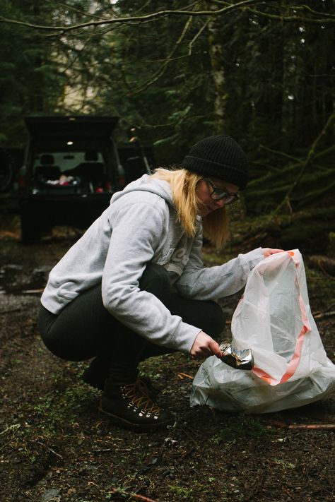 Snoqualmie National Forest WA clean up by Conscious by Chloé Pta Event Ideas, Environmental Cleaning, Rainforest Ecosystem, Pta Events, Dates Ideas, Empowering Parents, Leave No Trace, Work Habits, La Dispute