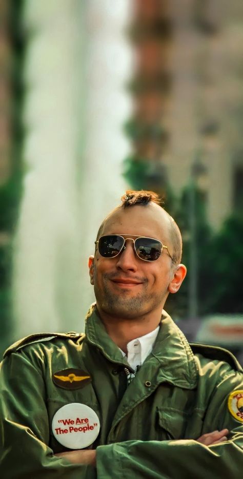 Travis Bickle, I Love Cinema, Movie Shots, Martin Scorsese, Movie Wallpapers, Taxi Driver, Cinematic Photography, Iconic Movies, Film Posters