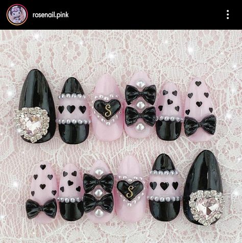 Jirai Kei Nails Short, Jirai Nails, Jirai Kei Nails, Kawaii Nail Art, Makeup Brushes Guide, Jirai Kei, Gothic Nails, Edgy Nails, Really Cute Nails