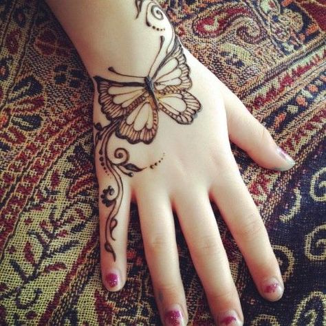 Mehandi Tatoos Tattoo Ideas, Mehandi Designs For Kids, Henna Butterfly, Henna Designs For Kids, Tato Henna, Henna Tattoo Hand, Henna Art Designs, Simple Henna Tattoo, Mehndi Designs For Kids