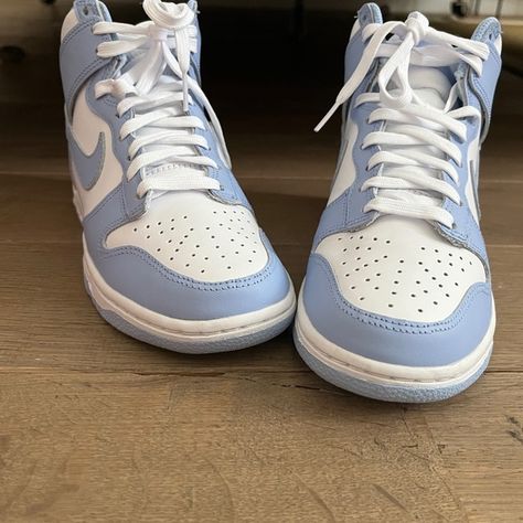 Wmns size 6 Dunk High 'Aluminum‘ light blue Light Blue Dunks, Nike Dunk High Outfit, Dunk High Outfit, Nike Dunks High, Nike Box, Blue High Tops, Shoes For School, Nike High Tops, Blue Air