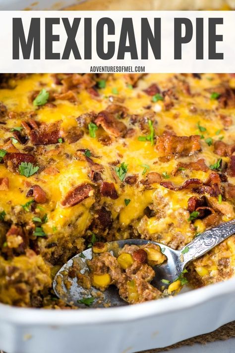 Loaded Southwest Cornbread, Tex Mex Casserole Beef, Mexican Pie Casserole, Mexican Pie Recipes, Cowboy Meals, Mexican Pie, Meaty Chili, Ground Beef And Bacon, Panama Food