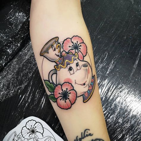 Shauny P on Instagram: “Mrs.Potts and Chip from last week. @losttimetattoo #tattoosbyshaunyp #tattoos #tattoo #disney #disneytattoos @disney” Ms Potts And Chip, Mrs Potts And Chip Tattoo, Disney Traditional Tattoo, Chip Tattoo, Mrs Potts And Chip, Tattoo Disney, Mrs Potts, Disney Tattoo, Disney Tattoos