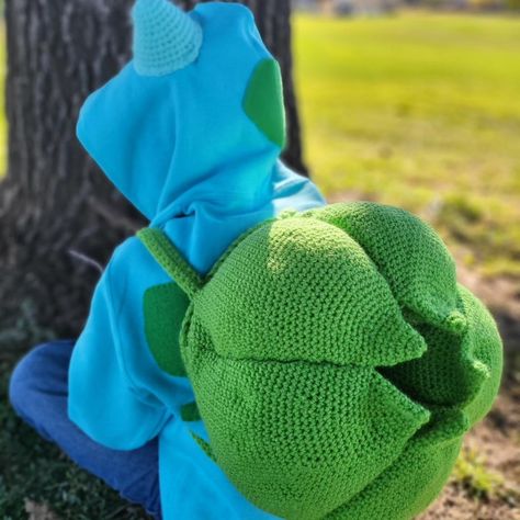 Crochet this adorable bulbasaur costume bulb and ears for your special child. Follow this 16 page step by step pattern, with helpful pictures and suggestions for finishing the look. Squirtle Costume Diy, Bulbasaur Costume, Squirtle Costume, Helpful Pictures, Diy Costumes, Your Special, Crochet Scarf, Crochet Pattern, Macrame