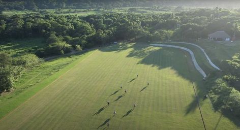 As if we weren't already impressed with polo players, now we're pretty darn jealous of these ones, who get to ride at this secret field tucked away in the mountains of the DR. 😍 Polo Players, Polo Field, The Dominican Republic, Polo Club, Big Deal, In The Mountains, Dominican Republic, Melon, The Mountain