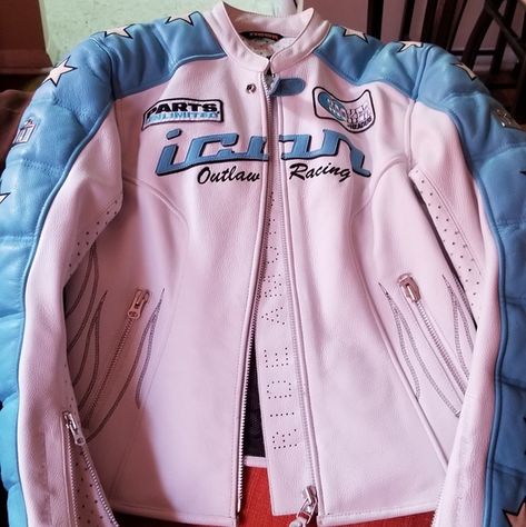 Racing Jacket Outfit, Racing Gear, Riding Jacket, Racing Jacket, Mode Ootd, Teenage Fashion Outfits, Jacket Outfits, Look Cool, Outfit Inspirationen