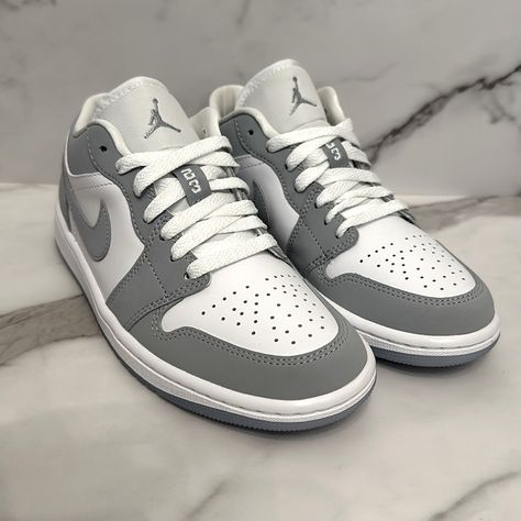 Grey air jordan 1 outfit