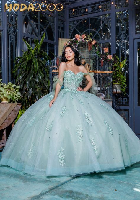 Seafoam Green Quinceanera Dresses, Quinceanera Dresses Summer Colors, Quince Dresses Mint Green, Mint Green Sweet 16 Dresses, Blue Green Quinceanera Dresses, Quincenera Dresses Light Green, Sage Blue Quinceanera Dresses, Quinceanera Dresses Light Colors, Cyan Quinceanera Dresses