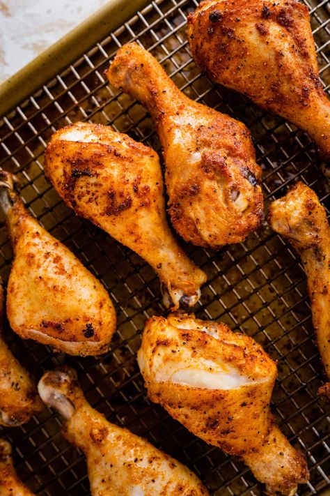 How Long to Bake Chicken Drumsticks at 400 Best Baked Oven Baked Drumsticks, Chicken Drumsticks Oven, Baked Bbq Chicken Legs, Chicken Legs In Oven, Chicken Drumstick Recipe, Roast Chicken Drumsticks, Baked Drumsticks, Oven Baked Chicken Legs, Roasted Chicken Legs