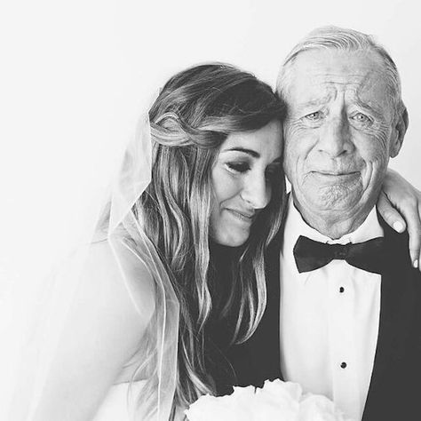 Father Daughter Wedding, Father Daughter Photos, Jewelry Cases, Black Gold Wedding, Emotional Photos, Wedding Photography Bride, Wedding Photography Poses, Wedding Shots, Father Daughter