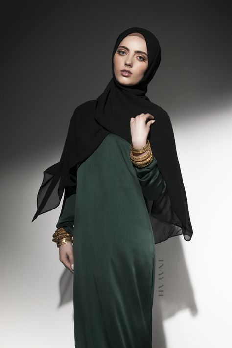 INAYAH | A pure silk maxi dress fashioned in royal emerald green helping you to unleash inner sophistication: Emerald High Neck #Maxi Dress + Black Maxi Georgette #Hijab +  Ottoman, Aurora, Antique and Valentina #Bracelet Sets -  www.inayah.co Emerald Green Hijab Outfit, Ootd Emerald Green Hijab, Georgette Hijab, Hijab Black, Green Hijab, Scarf Photography, Modest Wardrobe, Muslim Countries, Wedding Moodboard