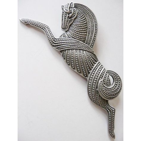 JJ Art Deco style horse pin brooch faux pewter Jonette Jewelry 1988... (£28) ❤ liked on Polyvore featuring jewelry and brooches 3d Wall Art Sculpture, Art Deco Artwork, Horse Motif, Jewellery Design Sketches, Art Deco Brooch, Jewelry Design Drawing, Wax Carving, Horse Jewelry, Pewter Color