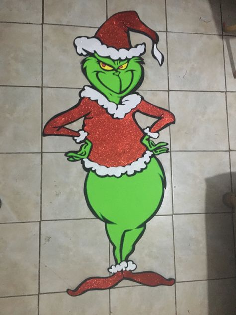 DIY FOAM Grinch Stealing Lights, Christmas Classroom Door, Patio Diy, Christmas Classroom, Grinch Christmas, Narnia, Christmas Nails, Grinch, Christmas Diy