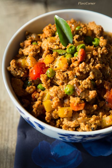 Spicy Indian Ground Turkey With Mixed Vegetables Turkey Keema, Recipes Using Ground Turkey, Mix Vegetable Recipe, Turkey Curry, Keema Recipes, Minced Beef Recipes, Ground Turkey Recipes Healthy, Healthy Ground Turkey, Oven Roasted Turkey