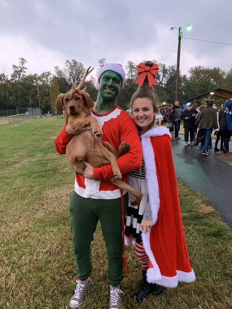 Grinch, Cindy, and Max costume! Grinch And Max Costume, Max From The Grinch, The Grinch Dog, Grinch Halloween, Max Costume, Epic Halloween Costumes, Grinch Costumes, Halloween 2024, Dog Costume