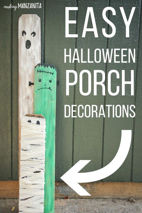 Cheap Halloween Porch Decorations made from repurposed fence boards | How to make cute Halloween decorations | Outdoor Halloween Decor Ideas | Simple and Easy Halloween decorations for your front porch | Halloween Decorations for outside that kids can make | Halloween porch decor for your front door on a budget | Funny Halloween signs for front porches Cute Halloween Decorations Outdoor, Halloween Decorations For Outside, Front Porch Halloween Decorations, Porch Halloween Decorations, Jar Decoration Ideas, Repurposed Fence, Outdoor Halloween Decor Ideas, Front Porch Halloween, Halloween Decorations Outdoor Porch