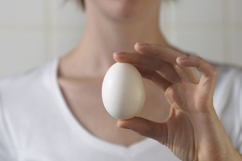 Egg Freezing: De-Thaw To Home Remedies For Burns, Cervical Mucus, Whole Eggs, Egg Whites, The Egg, Fitness Nutrition, Diet Tips, Healthy Tips, Healthy Weight