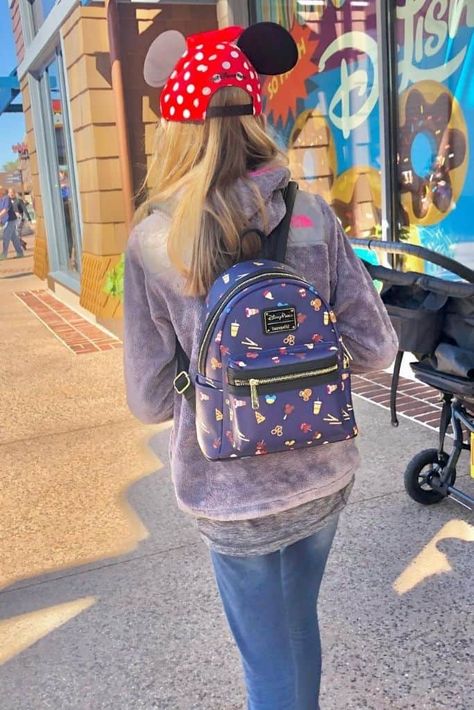 Best Backpacks for Disney World 2023 - Disney Backpacks For Women, Best Backpack For Disney World, Backpack For Disney World, Backpack For Disney, Disney World 2023, Disney Mini Backpack, Disney World Backpack, Best Kids Backpacks, Mom Backpack