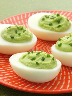 ST PATRICK'S DAY on Pinterest | St. Patrick's Day, Leprechaun and ... Avocado Deviled Eggs Recipe, St Patrick Day Snacks, Avocado Deviled Eggs, St Patricks Day Food, Avocado Hummus, Deviled Eggs Recipe, Stuffed Avocado Healthy, God Mat, Irish Recipes