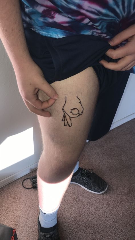 Funny tattoo Funny Leg Tattoo, Funny But Meaningful Tattoos, Easy Leg Tattoos Simple, Funny Mini Tattoos, Meme Tattoos Funny, Funny Tattoo Ideas For Men, Cursed Tattoo, Funny Small Tattoos For Guys, Ironic Tattoos